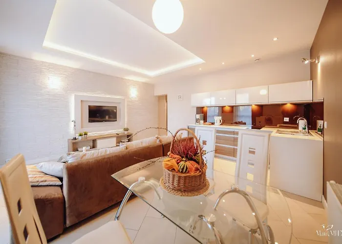 Silence Panorama 06 شقة شكلارسكا بوريبا